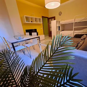 Konukevi Nest Style, Granada